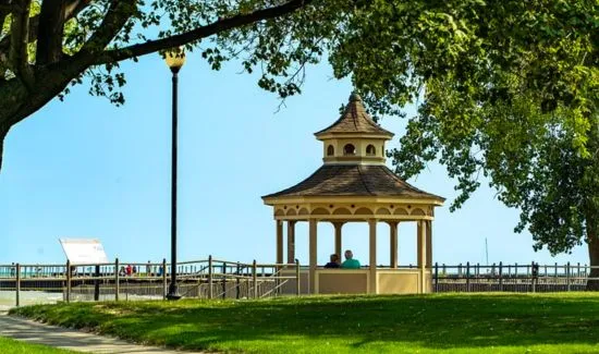 How to Hang Lights in a Gazebo